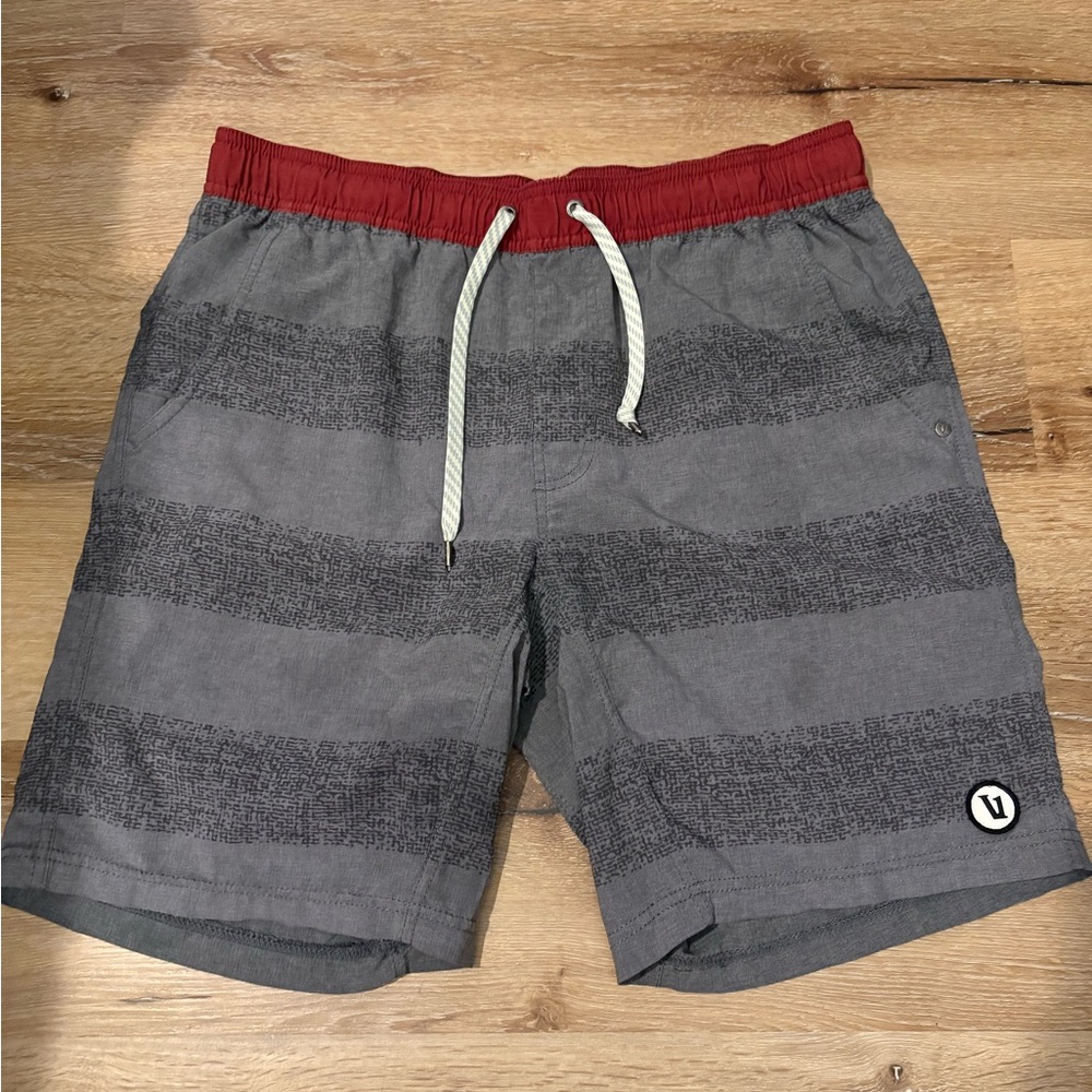 Vuori Men’s Kore 8” Athletic Shorts in a Gray & Burgundy Striped Colorway